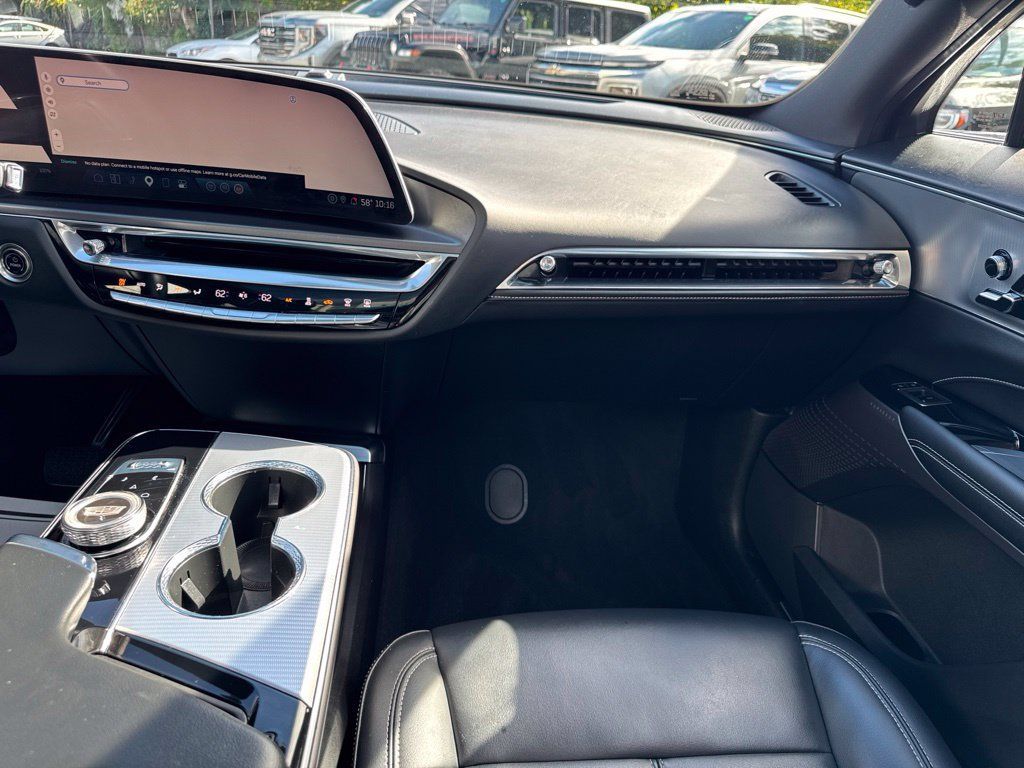 Used 2024 Cadillac Lyriq Tech w/ Driver Assist Package AWD/4WD image 25