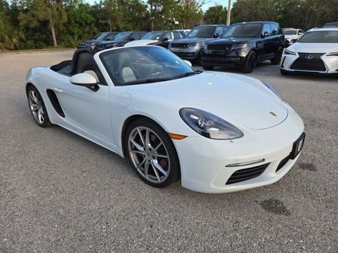 Used 2019 Porsche 718 Boxster image 7