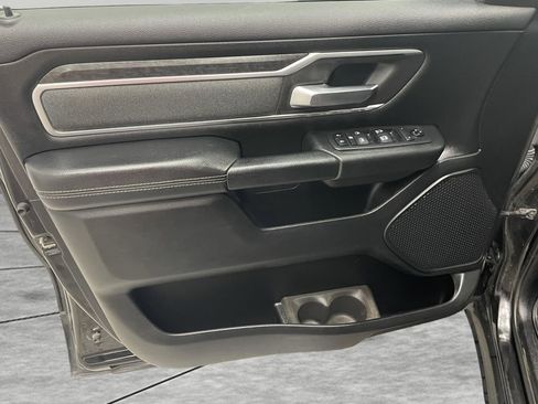 Used 2019 RAM 1500 Big Horn AWD/4WD image 14