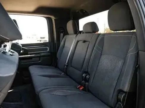 Used 2022 RAM 2500 Big Horn w/ Level A Equipment Group AWD/4WD image 38