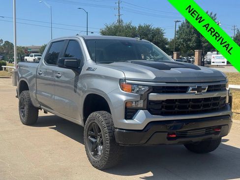 Used 2024 Chevrolet Silverado 1500 Custom Trail Boss AWD/4WD image 1
