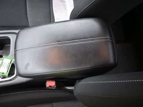 Used 2024 Nissan Sentra SV FWD image 30