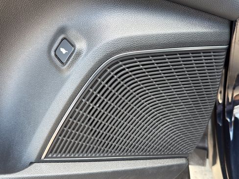 Used 2026 Acura MDX SH-AWD image 14
