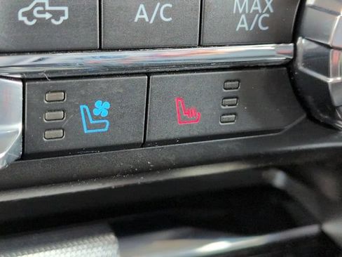 Used 2021 Ford F150 Lariat w/ Equipment Group 502A High AWD/4WD image 23