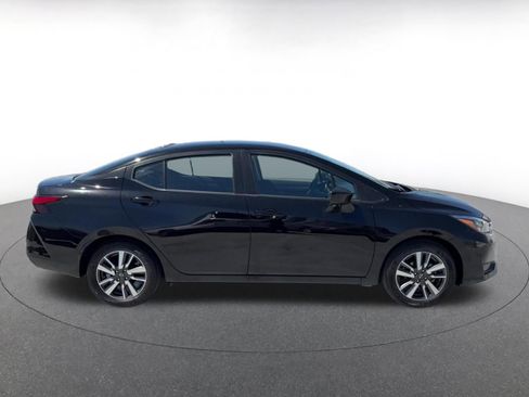 Used 2025 Nissan Versa SV FWD image 16