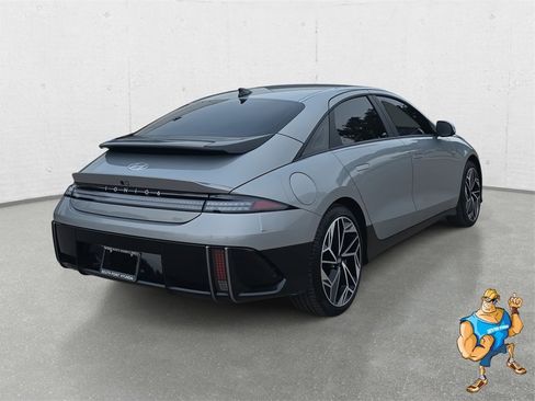 Certified 2025 Hyundai Ioniq 6 SEL image 5