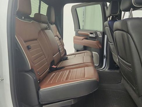 Used 2024 GMC Sierra 3500 Denali Ultimate image 46