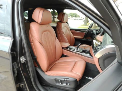 Used 2017 BMW X5 xDrive40e AWD/4WD image 23