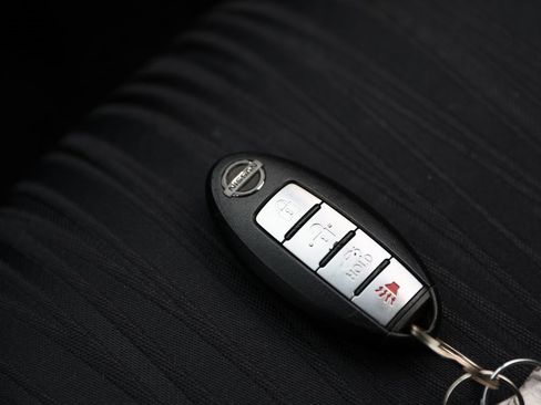 Used 2019 Nissan Sentra SV image 28