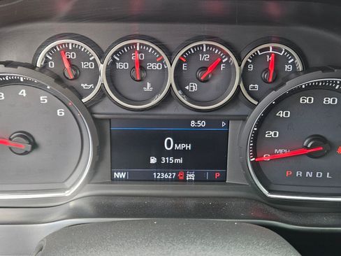 Used 2020 Chevrolet Silverado 1500 RST AWD/4WD image 21