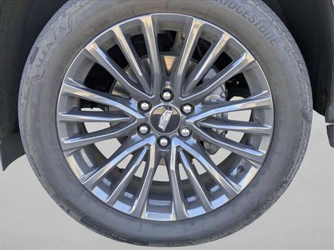 Used 2025 Cadillac Escalade ESV Sport Platinum w/ LPO, Floor Liner Package AWD/4WD image 9