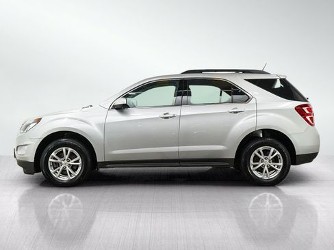 Used 2017 Chevrolet Equinox LT w/ Convenience Package FWD image 2