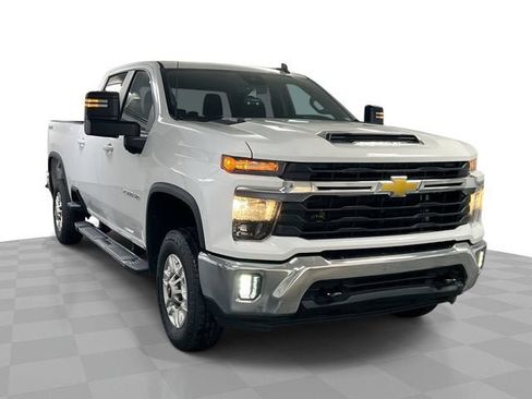 Certified 2025 Chevrolet Silverado 2500 LT w/ Convenience Package AWD/4WD image 1