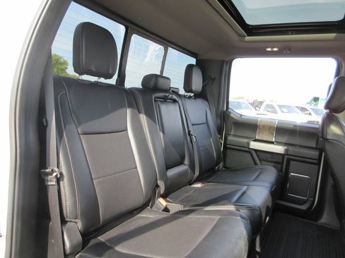 Used 2019 Ford F250 Lariat w/ Lariat Ultimate Package AWD/4WD image 27