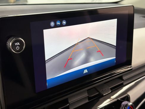 Certified 2026 Honda Prologue Touring image 18