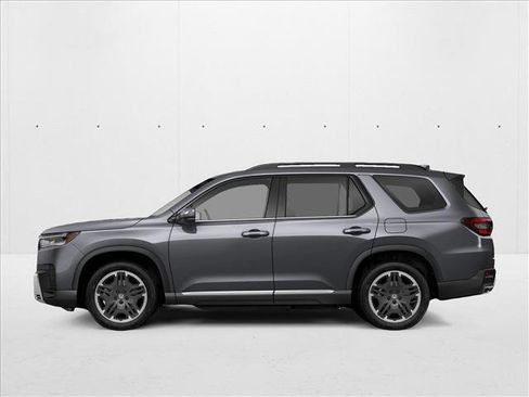 New 2026 Honda Pilot Touring image 2