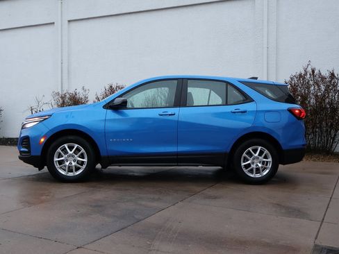 Used 2024 Chevrolet Equinox LS image 5