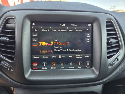 Certified 2019 Jeep Compass Trailhawk w/ Cold Weather Group image 9