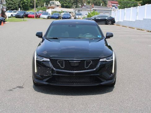 Used 2020 Cadillac CT4 V w/ Technology Package AWD/4WD image 2