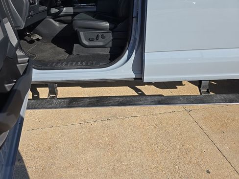 Used 2025 Ford F250 Lariat w/ Lariat Ultimate Package image 10