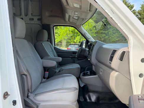 Used 2016 Nissan NV 2500 S w/ Power Package RWD image 15