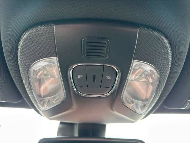 Certified 2025 Jeep Compass Trailhawk AWD/4WD image 19