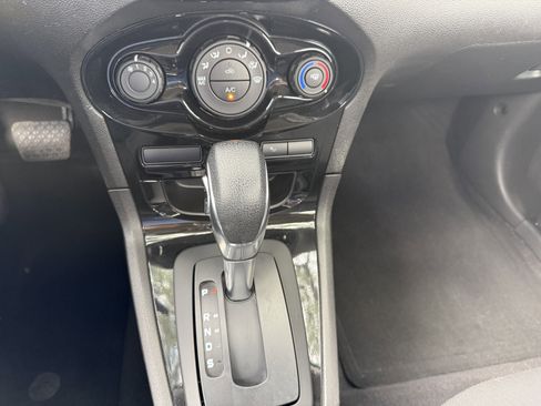 Used 2018 Ford Fiesta SE w/ Equipment Group 201A image 21