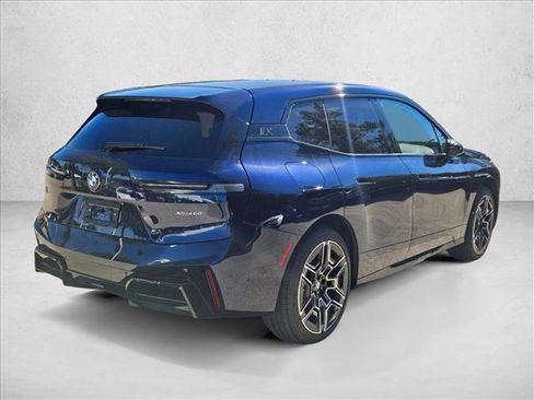 Used 2026 BMW iX xDrive60 w/ M Sport Package image 5