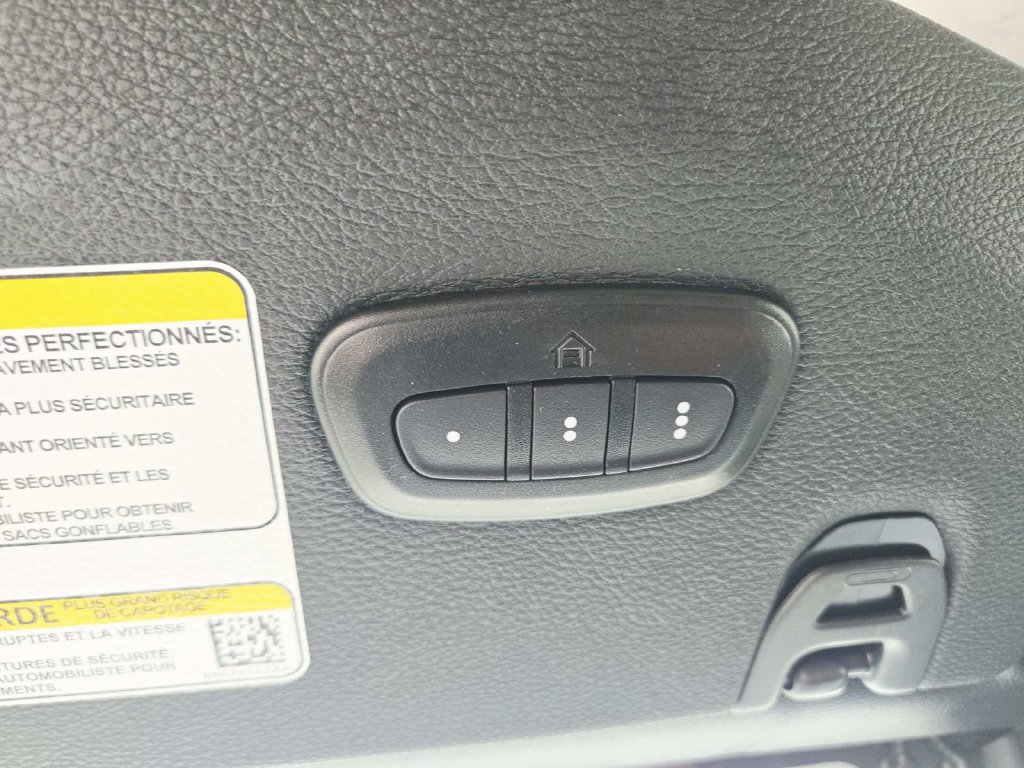 Used 2024 Jeep Wrangler Unlimited AWD/4WD image 34