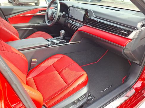 Used 2025 Toyota Camry XSE w/ Premium Package image 33