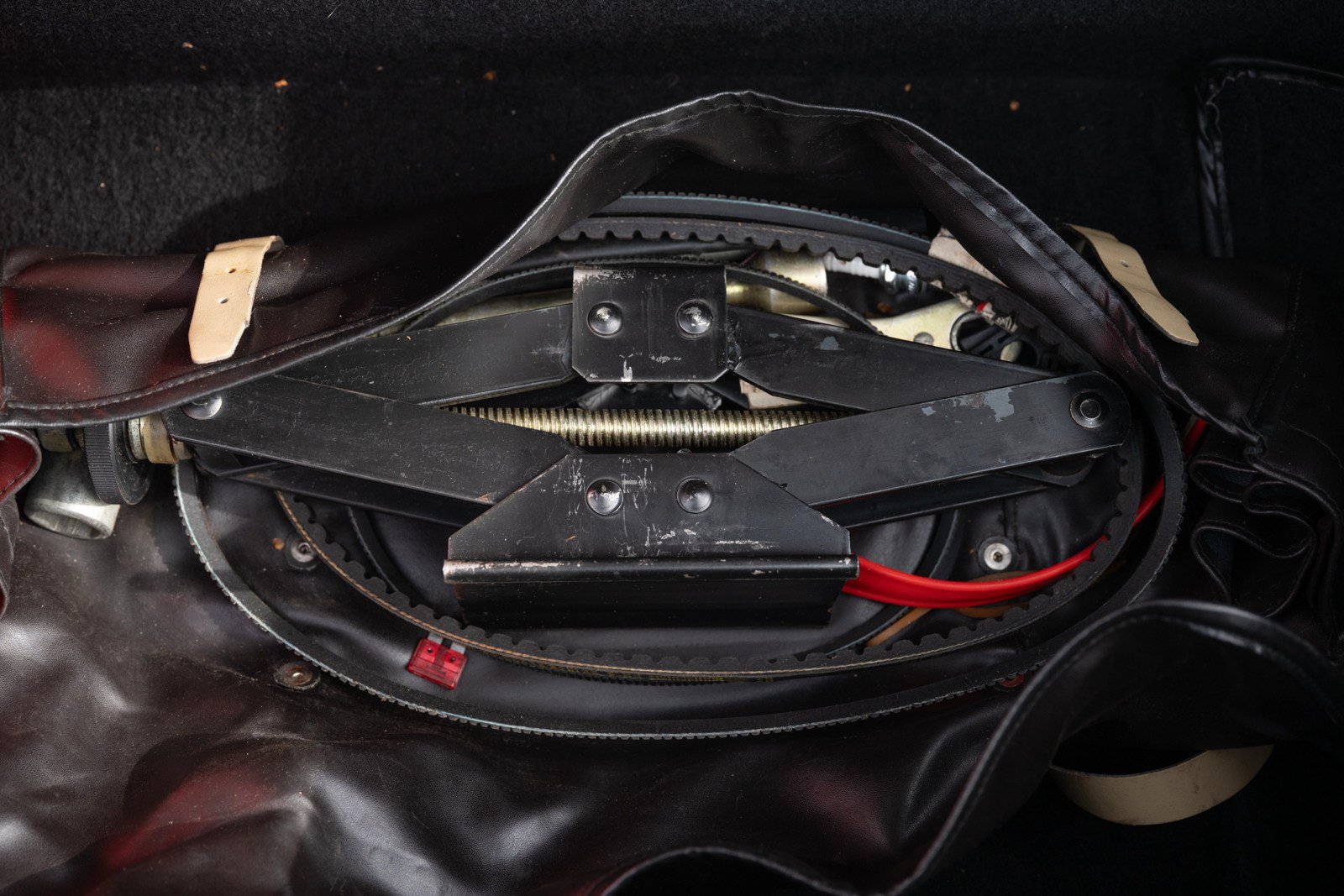 Used 1988 Ferrari 328 GTS RWD image 28