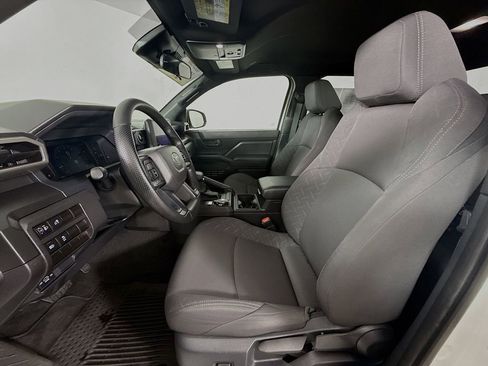 Certified 2025 Toyota Tacoma SR image 19
