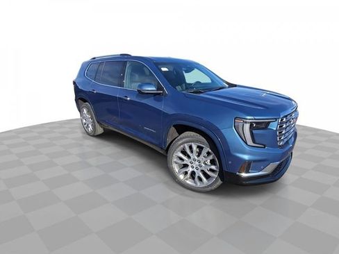 Used 2025 GMC Acadia Denali w/ Super Cruise Package image 2