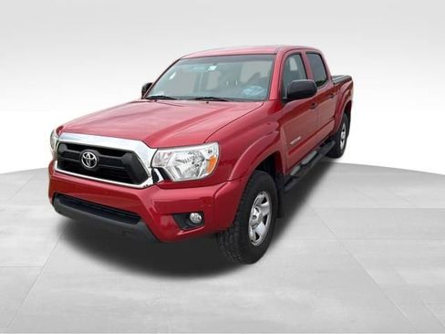 Used 2015 Toyota Tacoma 4x4 Double Cab w/ SR5 Package image 7