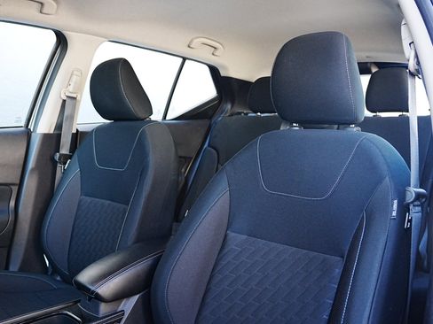 Used 2024 Nissan Kicks SV image 10