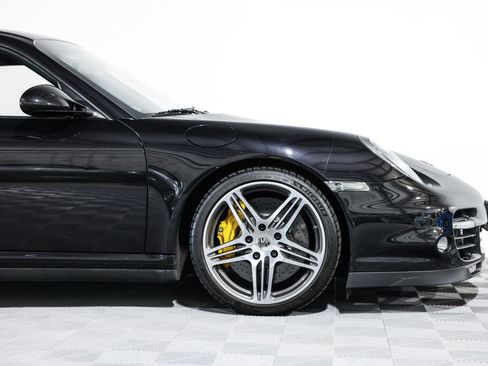 Used 2011 Porsche 911 Turbo S image 3