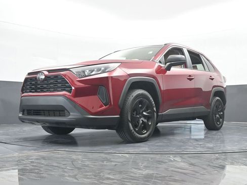 Used 2019 Toyota RAV4 LE image 53
