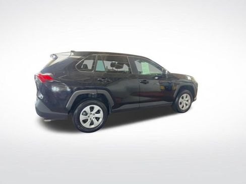 Used 2024 Toyota RAV4 LE FWD image 9