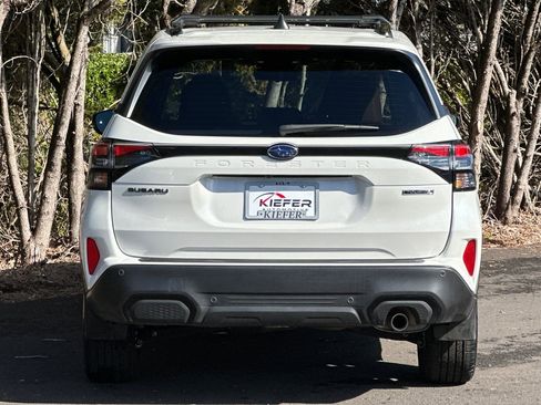 Used 2025 Subaru Forester Touring w/ Popular Package - Touring image 5