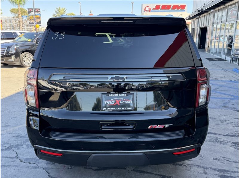Used 2022 Chevrolet Suburban RST w/ Max Trailering Package AWD/4WD image 14