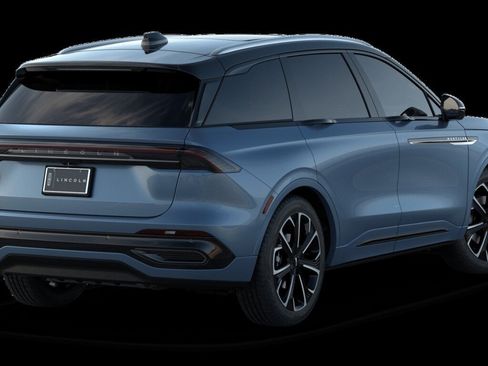 New 2026 Lincoln Nautilus Reserve image 25