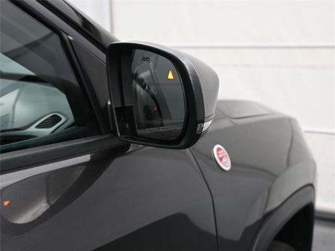 Used 2019 Jeep Compass Trailhawk w/ Leather Interior Group image 17