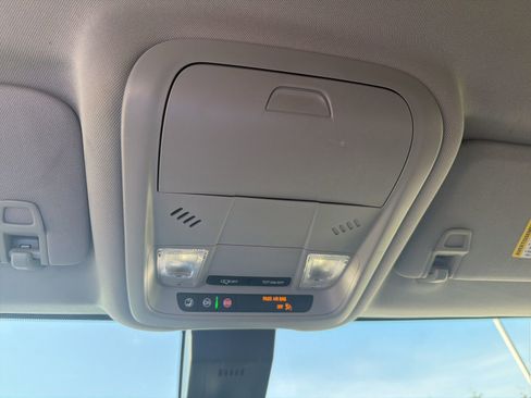 Used 2024 Chevrolet Equinox LT image 23