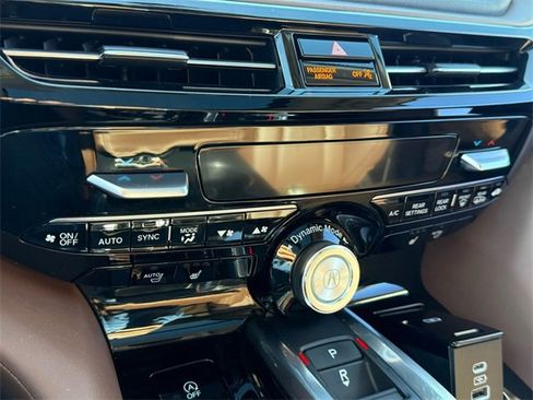 Used 2023 Acura MDX SH-AWD w/ Technology Package image 32