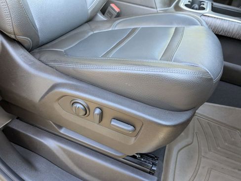 Used 2021 GMC Sierra 2500 Denali image 28