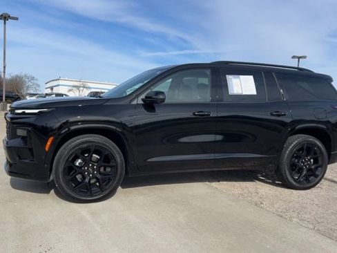 Used 2026 Chevrolet Traverse RS w/ LPO, Floor Liner Package image 5