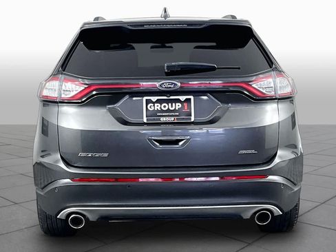 Used 2017 Ford Edge SEL w/ Equipment Group 201A FWD image 5