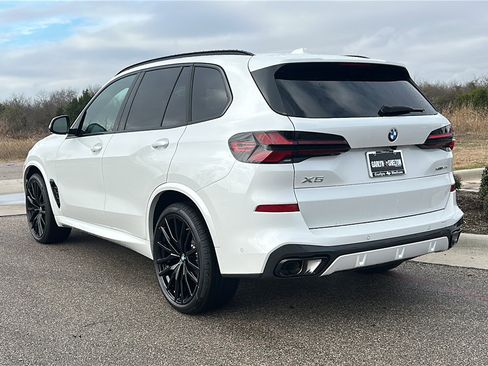New 2026 BMW X5 xDrive40i w/ M Sport Package image 6