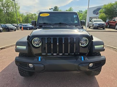 Used 2023 Jeep Wrangler Unlimited w/ Cold Weather Group AWD/4WD image 8