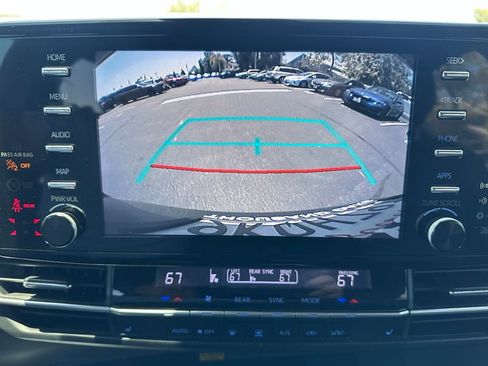 Used 2024 Toyota Sienna XSE w/ XSE Plus Package FWD image 14